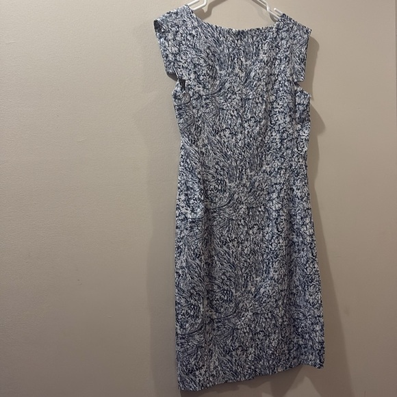 MM Lafleur blue/white Sheath Midi Dress Sleeveless scoop Neck - size 8 - Picture 7 of 7